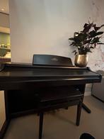 Yamaha Clavinova digitale piano, Muziek en Instrumenten, Piano's, Ophalen, Gebruikt, Bruin