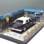Chevrolet Nova Police - James Bond 007 nr  43, Hobby en Vrije tijd, Ophalen of Verzenden, Zo goed als nieuw, Auto, Universal Hobbies