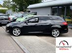 Ford Focus 1.0 Titanium Edition vol opties LED NAVI LMV, Auto's, Gebruikt, Met garantie (alle), Zwart, Handgeschakeld