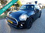 Mini Mini 1.5 Cooper 136pk 2e eig. 113.000km NAP Airco Cruis, Voorwielaandrijving, Euro 6, 4 stoelen, Zwart