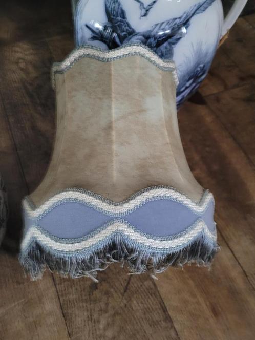 Vintage lampenkap foto 1 t/m 4, Huis en Inrichting, Lampen | Lampenkappen, Zo goed als nieuw, Minder dan 25 cm, Rond, Crème, Blauw