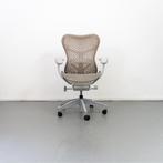 3 Herman Miller bureaustoel Mirra 2 Grijs Wit Bruin, Niet ingevuld, Wit, Niet ingevuld, Zo goed als nieuw