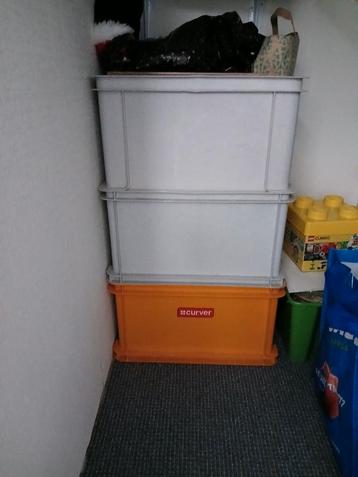 3 Curver Opbergbakken beschikbaar voor biedingen