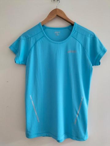 Sport shirts, broekjes, hardloop jacks (dames maat ± 44) beschikbaar voor biedingen