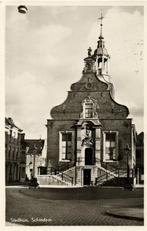 Stadhuis, Schiedam - fiets - 1953 gelopen, Ophalen of Verzenden, 1940 tot 1960, Gelopen, Zuid-Holland
