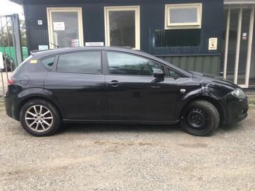 Portier 4Deurs rechts-achter van een Seat Leon (LC9X) beschikbaar voor biedingen
