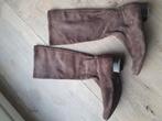 Peter Kaiser, bruine suede laarzen, maat 6,5, kleur bruin, Kleding | Dames, Schoenen, Peter Kaiser, Hoge laarzen, Bruin, Ophalen of Verzenden