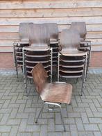 +/- 30 x vintage stoelen schoolstoelen partij stoelen, Ophalen, Gebruikt, Bruin, Vijf, Zes of meer stoelen