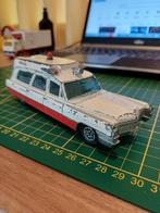 dinky ambulance cadillac, Hobby en Vrije tijd, Modelauto's | 1:50, Ophalen, Gebruikt, Overige typen, Dinky Toys