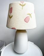 Lampenkap met tulpen!, Huis en Inrichting, Lampen | Tafellampen, Ophalen of Verzenden, Nieuw, Minder dan 50 cm