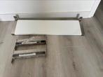 Ikea Ekby Tony (plank) en Ekby Bjarnum (plankdragers), Ophalen, Zo goed als nieuw