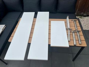 Ikea Ekby Jarpen wandplanken met plankdragers beschikbaar voor biedingen