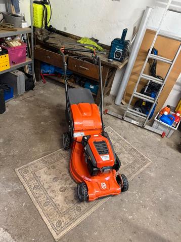 Husqvarna LC 347VE zelfrijdende grasmaaier elektrische start beschikbaar voor biedingen