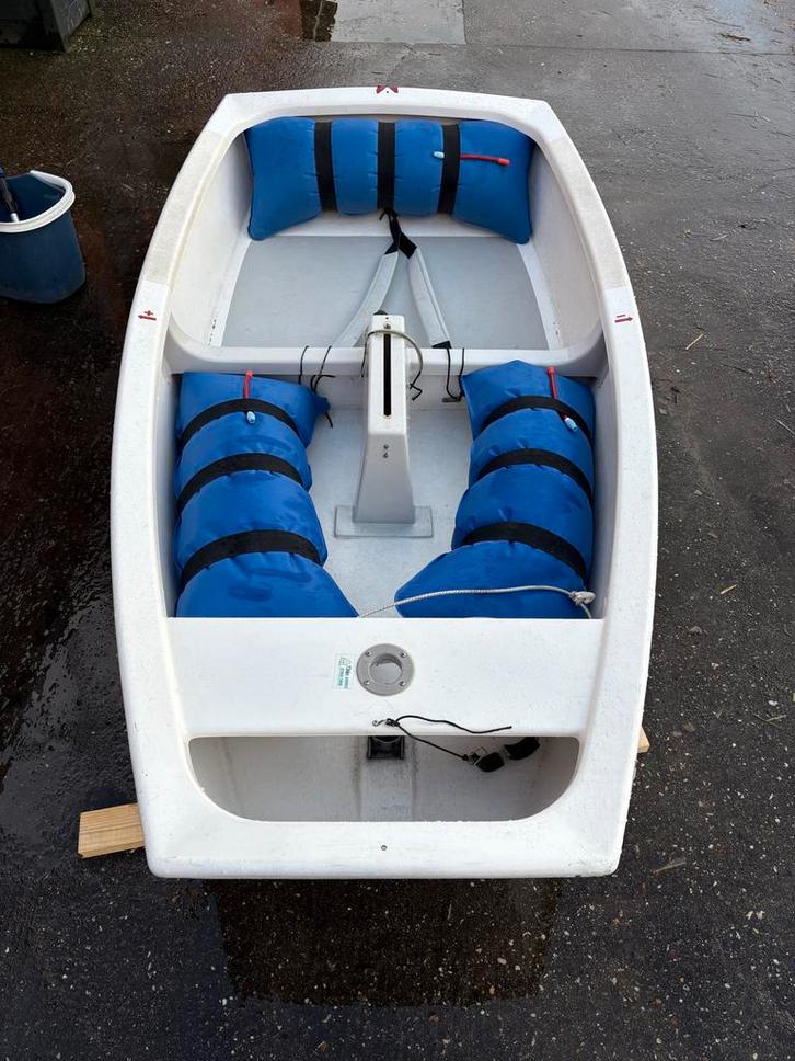 Zeilboot Optimist X met aanhanger, Watersport en Boten, Zeilen en Zeiltoebehoren, Gebruikt, Overige typen, Minder dan 15 m², Ophalen