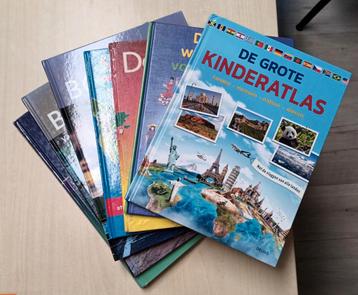 Atlassen, kinderatlas, allerlei  beschikbaar voor biedingen