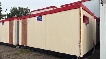 Sanitair Unit 6x3m - 3 Toiletten, Urinoirs & Wastafels beschikbaar voor biedingen