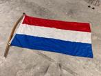 Houten vlaggenstok + vlag + messing/bronzen kikkertje, Watersport en Boten, Ophalen of Verzenden, Gebruikt, Lijn of Blok