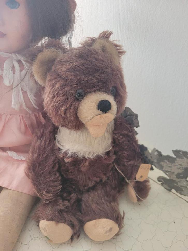 Zeer oud beertje, open mond glazen ogen, Verzamelen, Beren en Cherished Teddies, Zo goed als nieuw, Stoffen beer, Overige merken