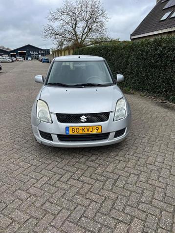 Suzuki Swift 1.3 5D 2010 Grijs beschikbaar voor biedingen