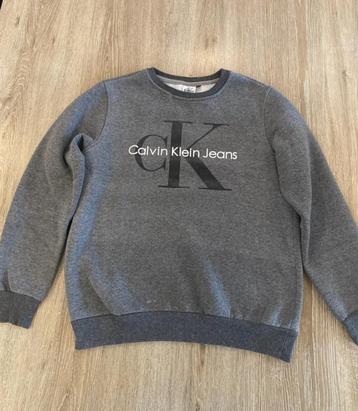 Calvin Klein Trui beschikbaar voor biedingen
