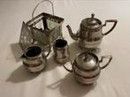 Complete set met warmhouder en rondom groene blaadjes, Antiek en Kunst, Ophalen of Verzenden