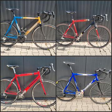 Partij van 4 Racefietsen beschikbaar voor biedingen