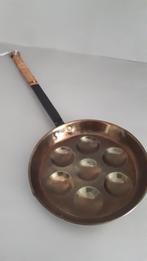 Poffertjes pan met steel handgreep Materiaal: Messing pan en, Antiek en Kunst, Ophalen of Verzenden, Koper