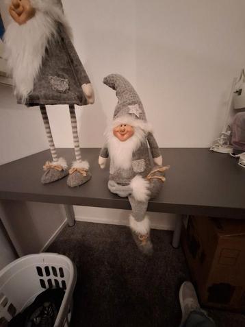 Kerstkabouters - Staand 72cm, Zittend 38cm beschikbaar voor biedingen