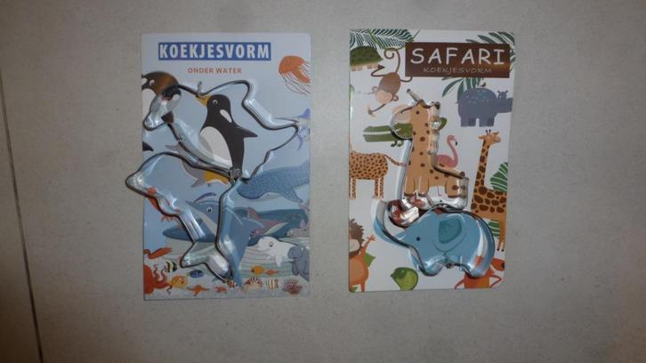 NIEUW 4 verschillende UITSTEEKVORMEN dierfiguren 8 tot 10 cm, Hobby en Vrije tijd, Taarten en Cupcakes maken, Nieuw, Bakvorm, Taarten