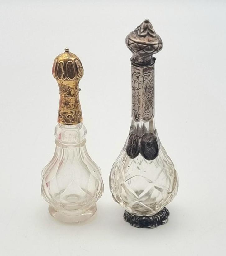 Kristallen parfumflesjes, goud en zilver, 19e eeuw, Antiek en Kunst, Antiek | Glas en Kristal, Ophalen of Verzenden