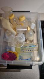 GRATIS Medela Handkolf, flesjes, bijtring en nieuwe spenen, Kinderen en Baby's, Ophalen, Zo goed als nieuw, Overige typen