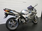 Honda VFR 800 STRAKKE TOURER! LEO-VINCE (bj 2004), Motoren, Motoren | Honda, Bedrijf, Sport