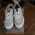 DAMESSNEAKER kleur licht beige maat 41, Ophalen of Verzenden, Zo goed als nieuw, Beige, Sneakers of Gympen