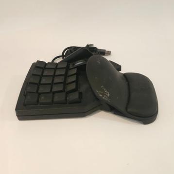 RAZER Tartarus V2 Gaming-Keypad Black beschikbaar voor biedingen