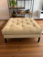 Grote hocker / poef in beige van vtwonen, Huis en Inrichting, Ophalen, Gebruikt, Vierkant, 75 tot 100 cm