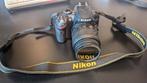 Nikon D3200 met 18-55mm lens met bijbehorende tas, Ophalen of Verzenden, Zo goed als nieuw, Nikon