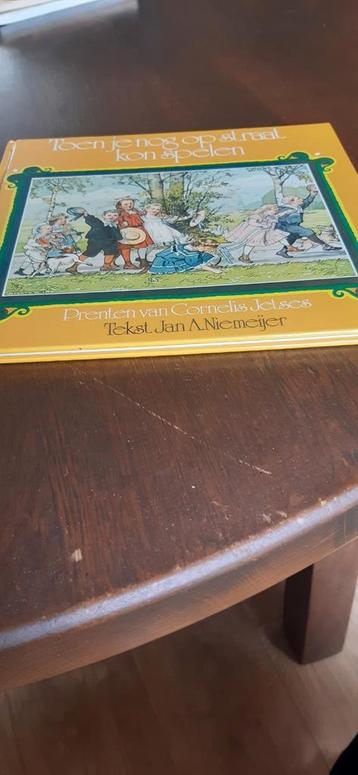 Toen je nog op straat kon spelen.  beschikbaar voor biedingen