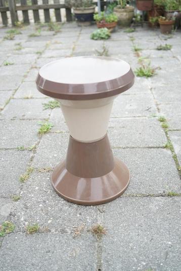 Vintage space age tam tam diabolo kruk giganplast beige beschikbaar voor biedingen