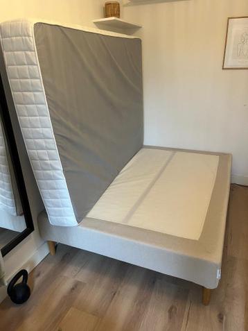 IKEA bedframe Espevar en matras Hyllestad middelhard 140x200 - afbeelding 3