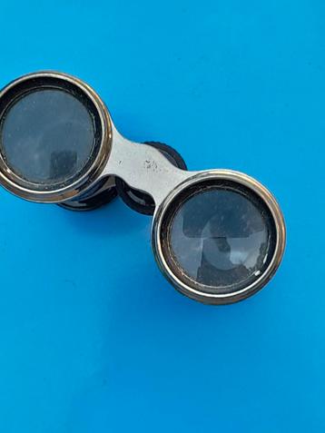 Verrekijker te koop antiek model met oud tasje voor verzamel beschikbaar voor biedingen