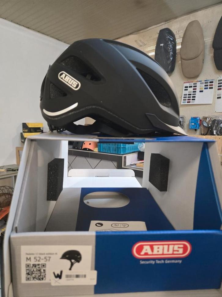 Abus Snorfiets/Speedpedelec helm, Fietsen en Brommers, Brommerhelmen, Nieuw, Ophalen of Verzenden