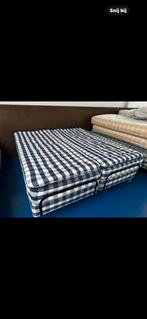TOTAAL LEEGVERKOOP. 18 Hastens boxspring., Huis en Inrichting, Ophalen, Zo goed als nieuw
