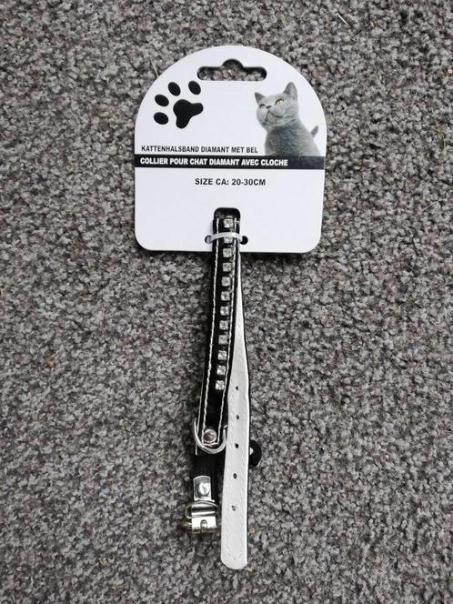 Nieuwe kattenhalsband kitten halsband met diamanten en bel, Dieren en Toebehoren, Kattenhalsbanden en Penningen, Nieuw, Ophalen of Verzenden