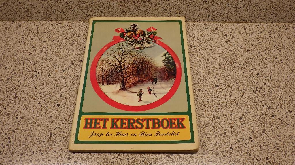 mooi retro boek van Sint en Kerst door Rien Poortvliet, Ophalen of Verzenden, Overige typen