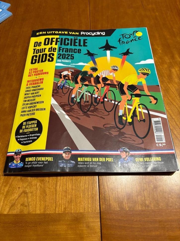 Procycling Officiele tour de France gids 2025 tijdschrift, Boeken, Sportboeken, Zo goed als nieuw, Lopen en Fietsen, Ophalen