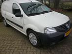 Dacia Logan 1.6 (BENZINE), Auto's, Bestelauto's, Euro 5, 4 cilinders, Wit, Origineel Nederlands