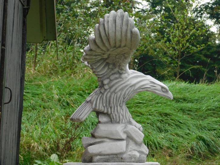 Adelaar met Gespreide Vleugels - 80 cm - Steen, Tuin en Terras, Tuinbeelden, Steen, Ophalen of Verzenden