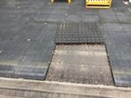 Rubberen tegels 1 bij 1 meter  2,5 cm dik 13 stuks, Tuin en Terras, Tegels en Klinkers, Ophalen, Gebruikt, Rubber, 10 m² of meer