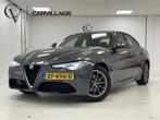 Alfa romeo Giulia 2.0T Super | Leer | Bi-Xenon | Flippers |, Auto's, Automaat, 745 kg, Achterwielaandrijving, Euro 6