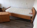 Bed electrisch verstelbaar, super netjes.